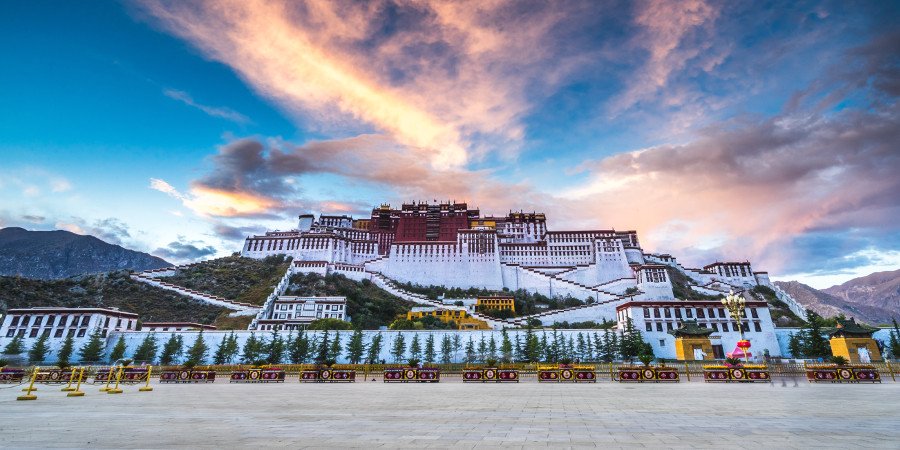 Potala Palace, Tibet cinese