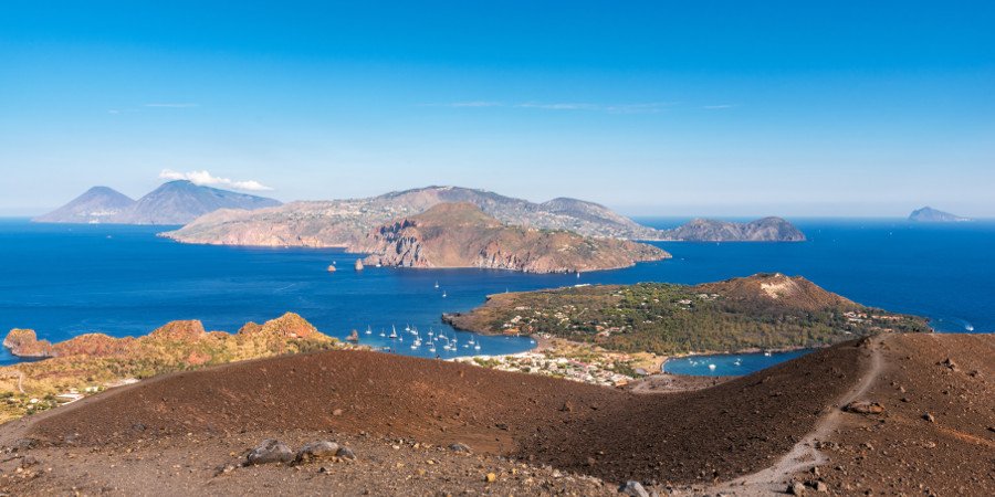 Le Eolie viste dall'Isola di Vulcano (UNESCO